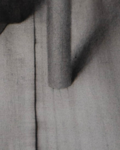 "A chair, a rooster, and a tie, not necessarily in that order / כיסא, תרנגולת ועניבה, לא בהכרח בסדר הזה"